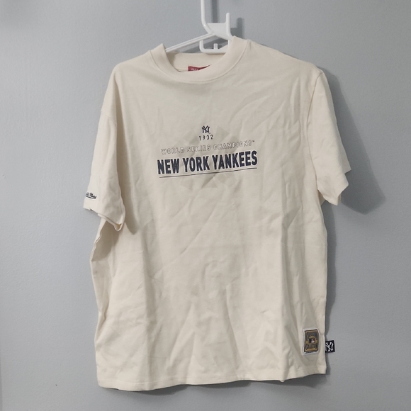 New York Yankees Cream T-Shirt - Picture 1 of 6